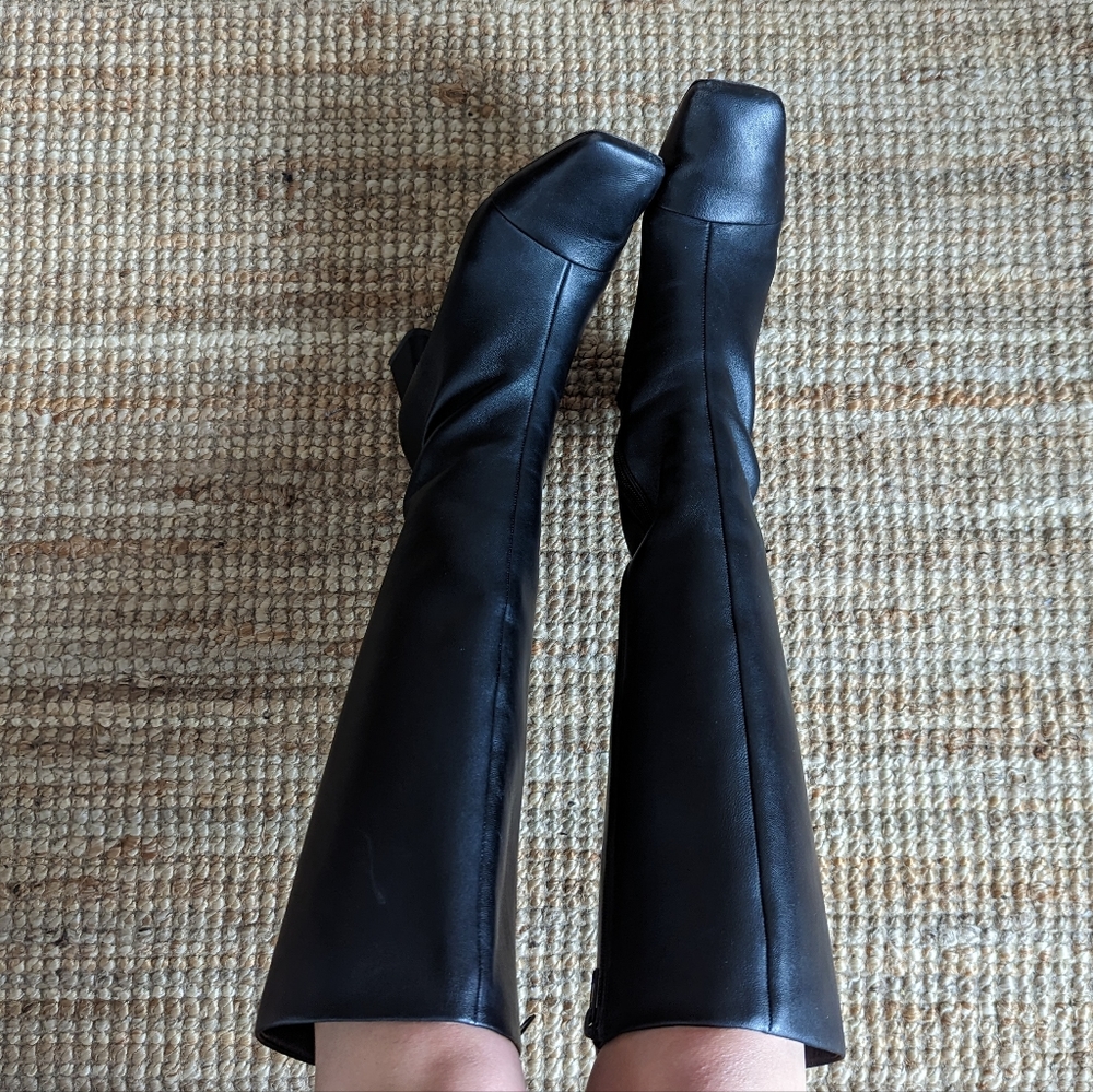 Vince Square Toe Knee High Black Leather Boots Size 8